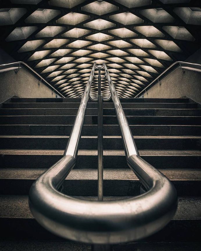 Spectacular Architecture and Urban Photography by Simon Lachapelle
