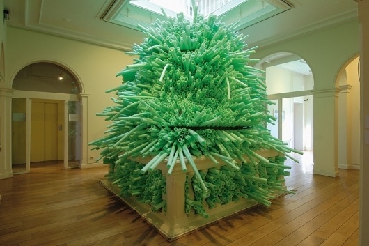 Karin van Dam - Installations - Ulaan Baatar, Museum Jan Cunen, Oss (2005) #plastic #installation #art #green