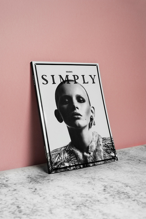 Simply The Mag issue#0 OCULTO