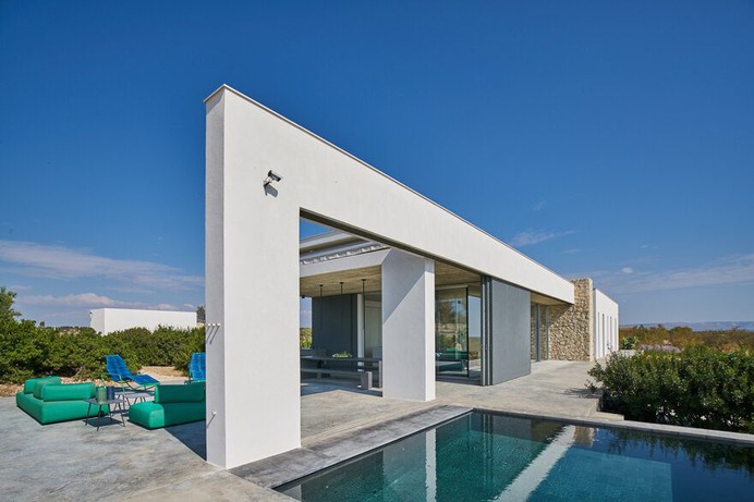 Vendicari House in Sicily‎ by Marco Merendi Architect