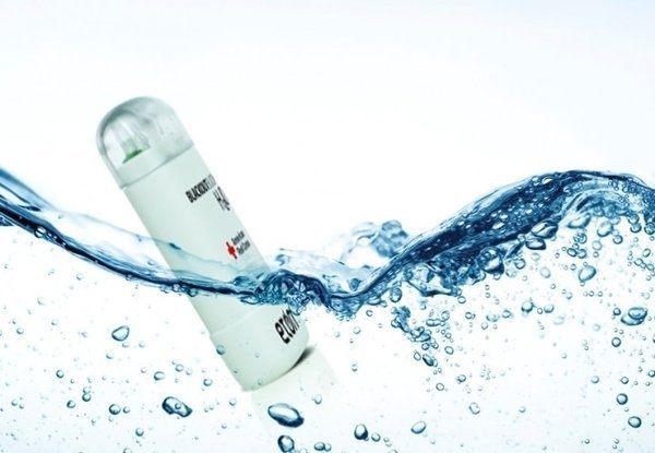 The Blackout Buddy, is a water resistant, portable emergency flashlight that can undergo any physical situation without losing - light! #des