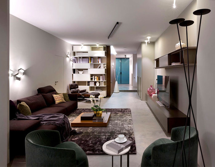 Apartment in Trendy Dark Colors - #decor, #interior, #homedecor,