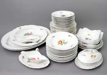 MEISSEN dining service for 12 people German flower colorful', Knauf swords & Pfeiffer time #Sets #Teasets #Porcelainsets #Antiqueplates #Plates #Wallplates #Figures #Porcelainfigurines #porcelain