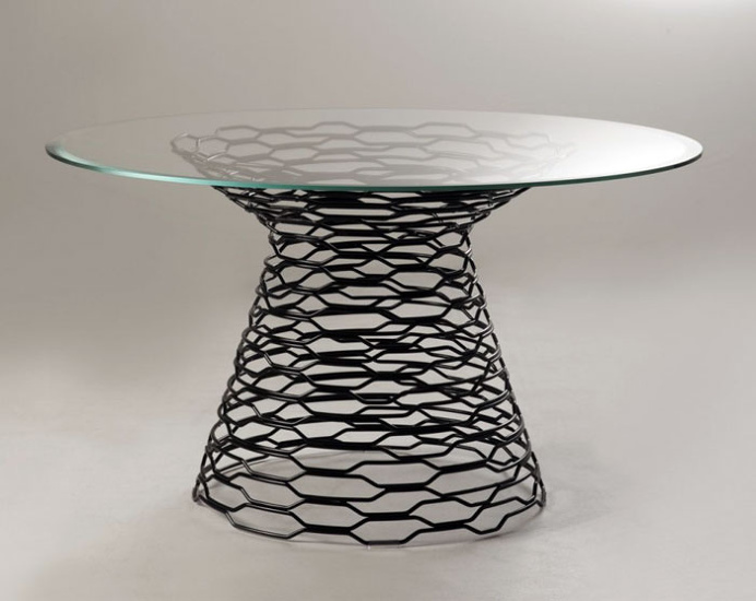 Avant-garde TableTron
