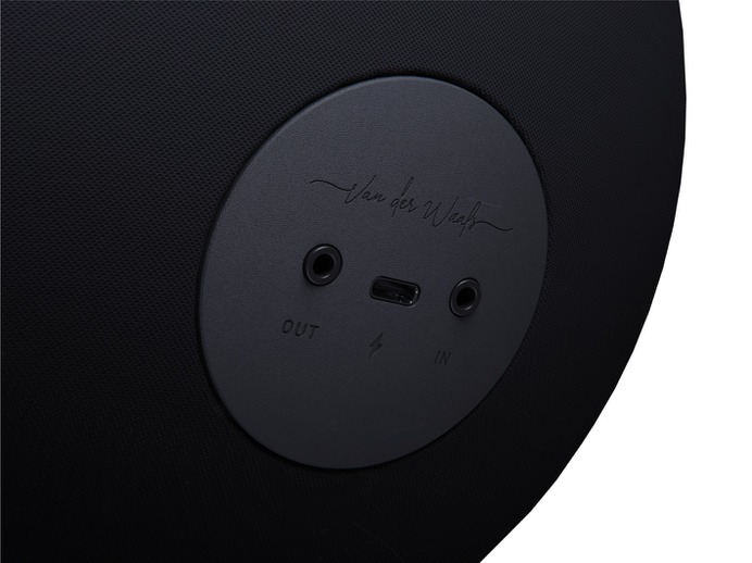 This ferromagnetic speaker looks like magic — minimalgoods