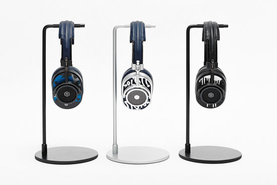 The Hand Painted Master & Dynamic Special Edition MH40 #MasterDynamic #MH40 #HandPainted