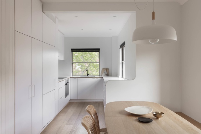 Concord Apartment by Retallack Thompson