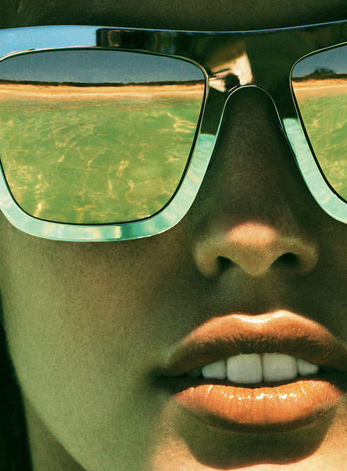 tumblr_nchg7vKlvp1rngu07o1_500 #glasses #sun #woman #photography #sea #portrait