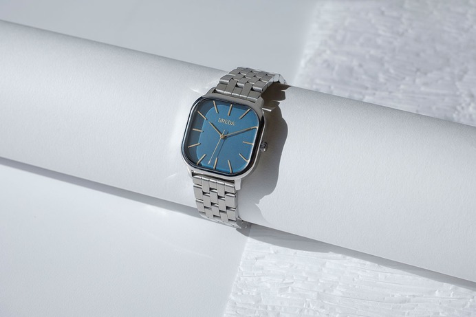 BREDA Watches KINSHIP collection - Mindsparkle Mag The BREDA Spring 2019 collection takes a modern approach to classic characteristics, an ode to the items that travel through generations while making way for new pieces to be cherished. #logo #packaging #identity #branding #design #color #photography #graphic #design #gallery #blog #project #mindsparkle #mag #beautiful #portfolio #designer