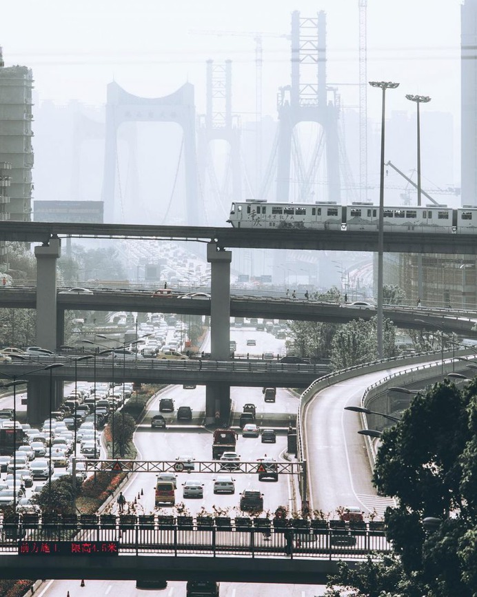 Creative Urban and Street Photography in Chongqing by Zhu Wenqiao