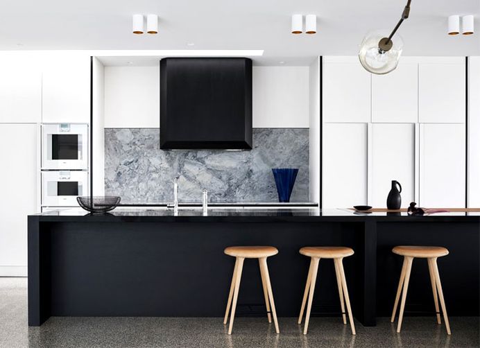 Sophisticated Luxury at Williamstown Residence by Fyona Linch - InteriorZine #decor #interior #home