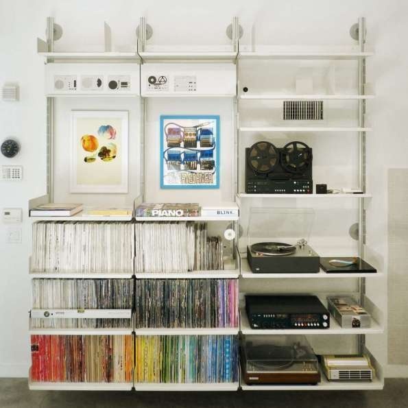 HifiÂ Storage #vitsoe #color #braun #minimal #rams #dieter #organized
