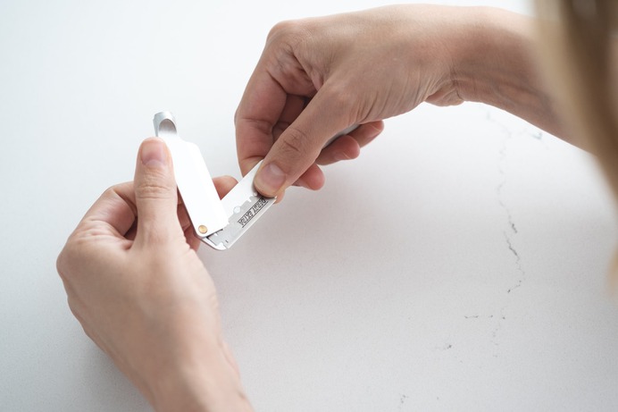 Angle Razor Review — Shaving never looked so good. minimalgoods