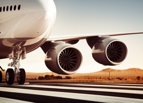 T H R T B R K R S #photography #plane