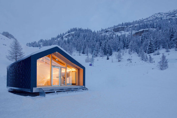 Courmayeur Ski & Snowboard School by LEAPfactory #minimalist #architecture