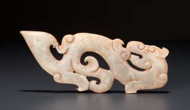 WHITE KUILONG DRAGON AS AMULET
