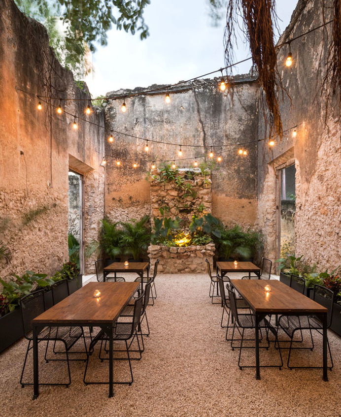 Renovated Colonial Building Turned into a Charming Bar - InteriorZine