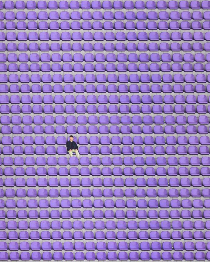 Creative, Colorful and Minimalist Photos of Hong Kong Architecture by Chak Kit