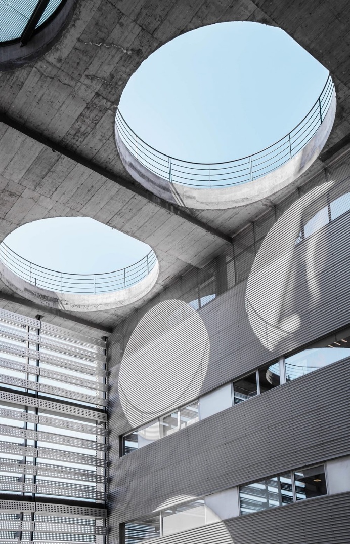 Geometry of Madrid Architecture by Joel Filipe