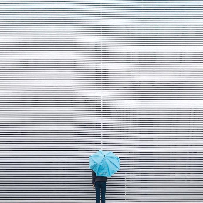 Creative, Colorful and Minimalist Street Photos by Andhika Ramadhian
