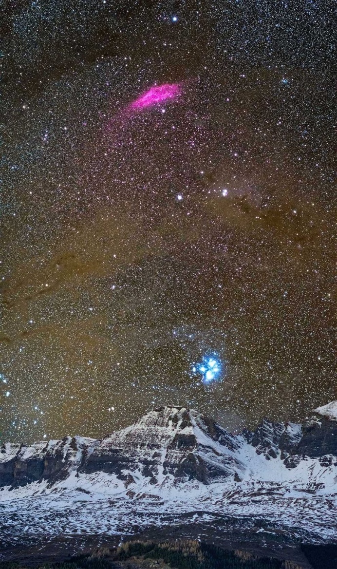 Stunning Astrophotography From Switzerland by Sandro Casutt