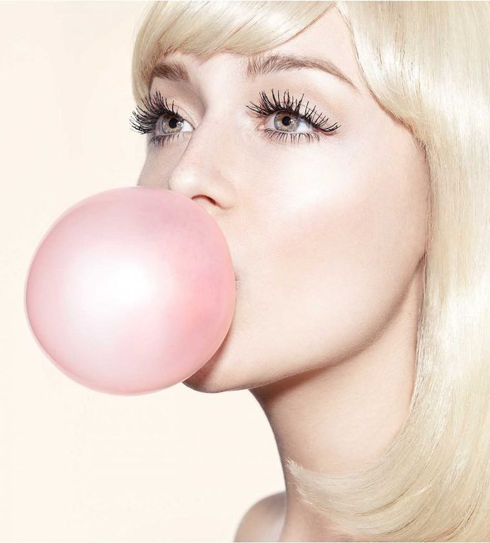 Gorgeous Beauty Portrait Photography by Genevieve Caron
