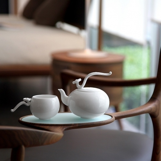 flying_high_and_free_by_heinrich_wang_2b.jpg (1000×1000) #white #drink #design #pot #product #delicate #tea #teapot #high