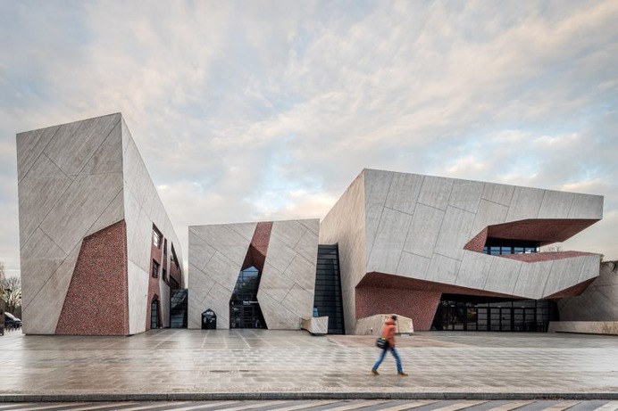 'A rock' – concert hall in Torun by Fernando Menis