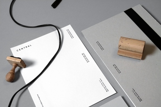 Central Magazine / Jorge León | Design Graphique #len #jorge #magazine #central