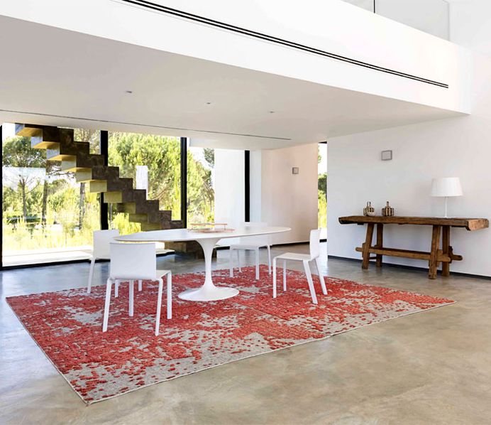 New Rug by GAN Captures the Delicacy of Japanese Spring - InteriorZine
