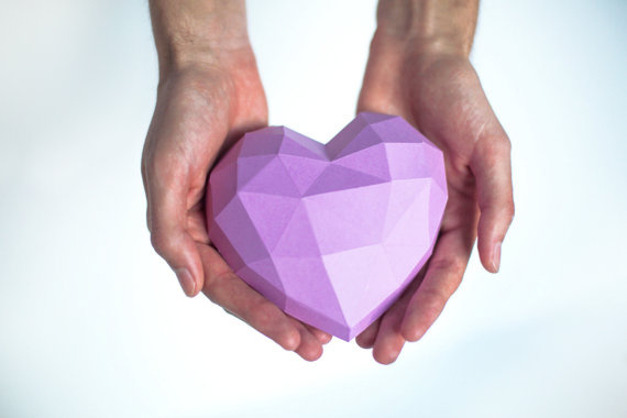 Paper Heart https://www.etsy.com/shop/PaperHeartFrame #papercraft #paper #heart #paperheart #gift #lowpoly #papercraft #valentinesday