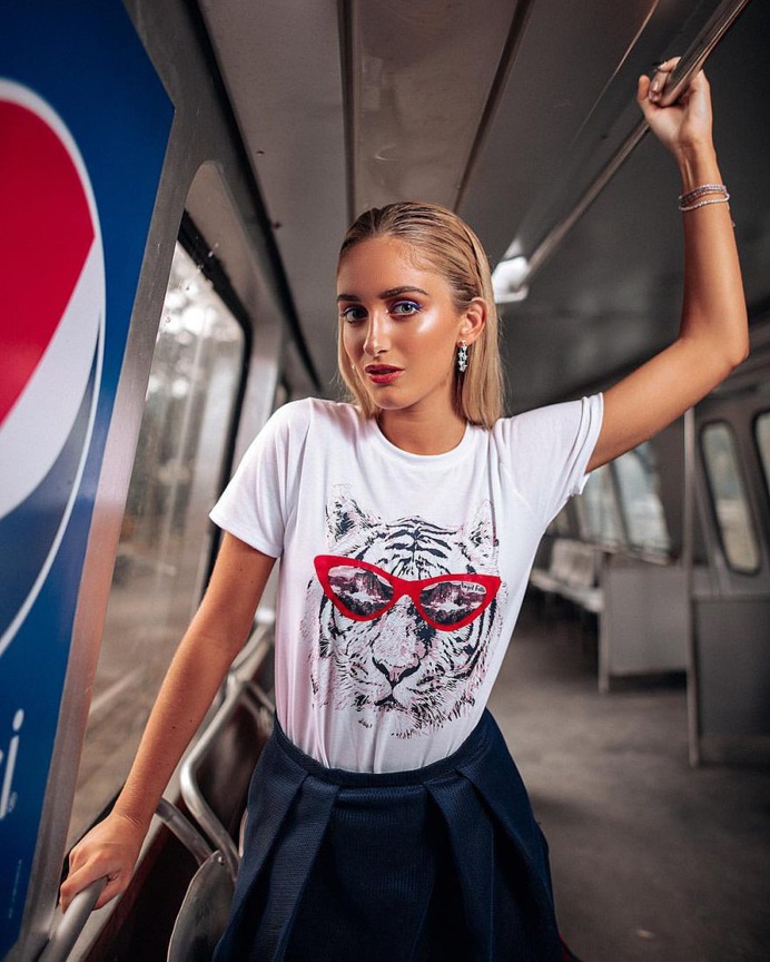 Moody Street Style Portrait Photography by Alejandro Gonzalez