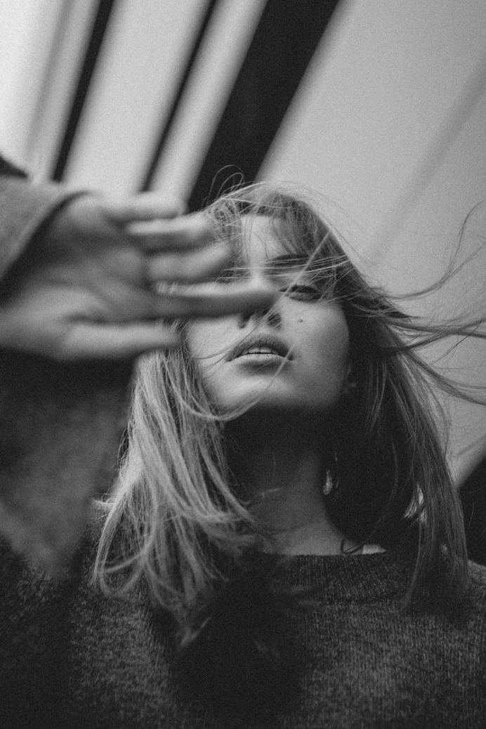 SHADES – Marisa / EastWestModels
