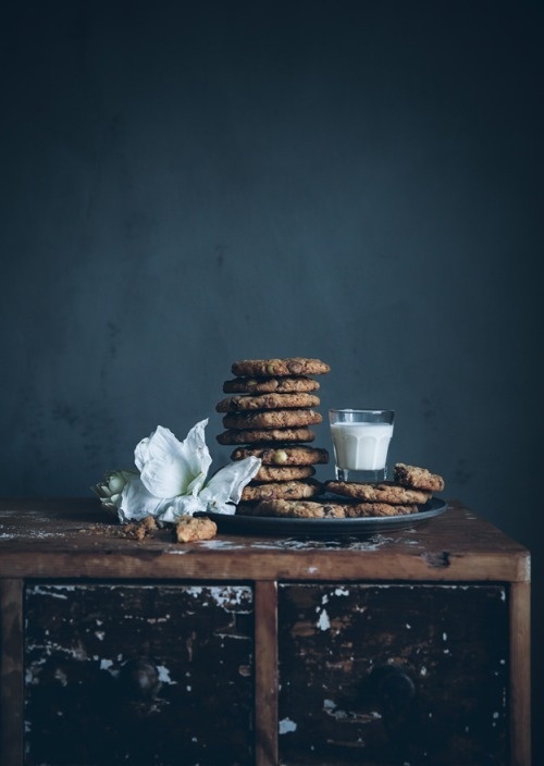 The Black Workshop #cookies #milk
