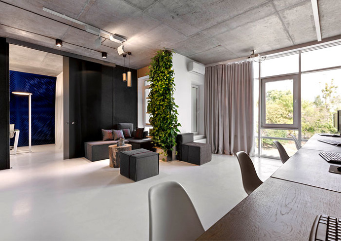 Integrated Green Wall at New Office of Yakusha Design - #office, office design, office space, #interior, interior design