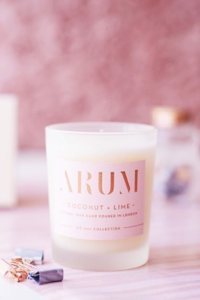 - pastel scented candle