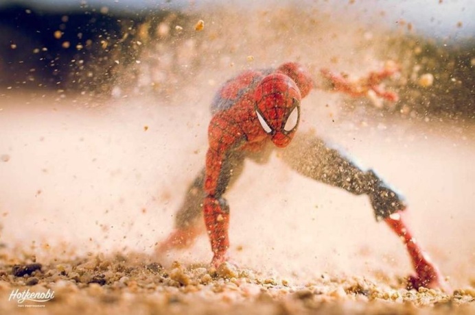 Stunning Mashup Photos of Superhero Action Figures by Japanese Photographer Hotkenobi