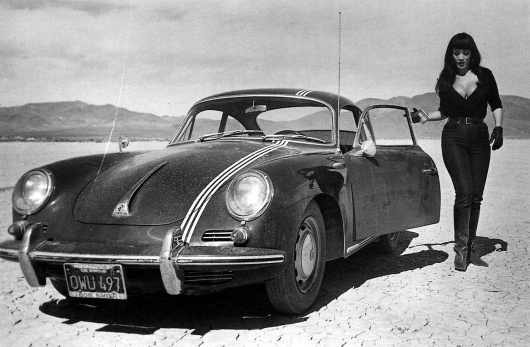 tumblr_lymtngfbiC1r8w16to1_1280.jpg 1,280×839 pixels #faster #white #pussy #cat #black #vixens #kill #vintage #and #porsche #car