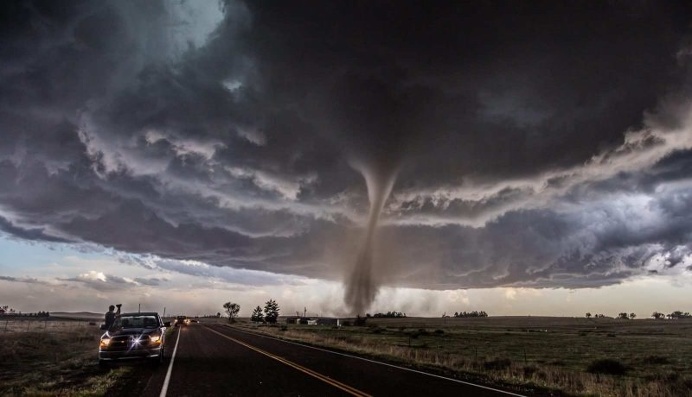 Finalists and Winners From 2016's Weather Photographer of the Year Contest