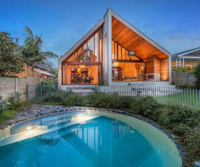 Westmere House by Stevens Lawson Architects