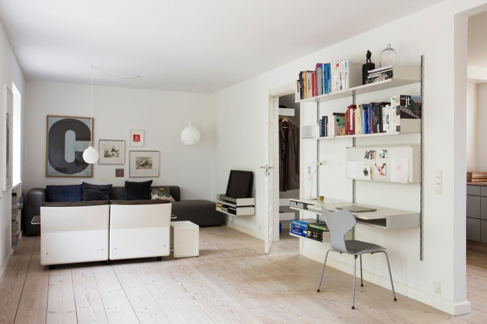 Dieter Rams: Vitsoe 606 Universal Shelving System | Sgustok Design
