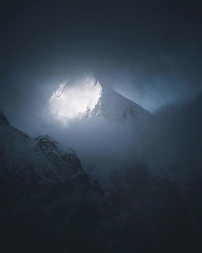 Stian Klo Captures The Most Beautiful Places in Lofoten Islands