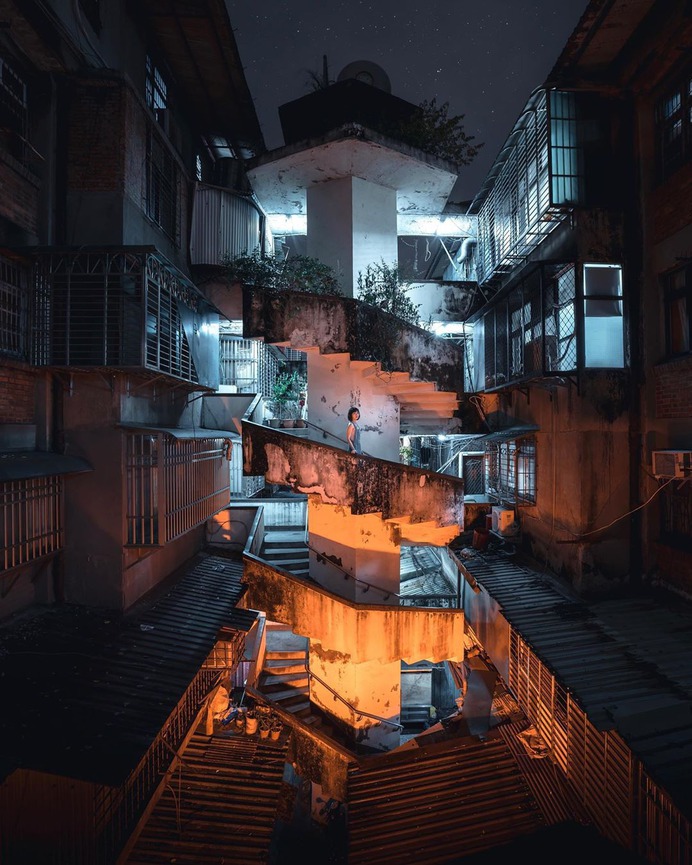 Striking Cityscapes and Night Urban Landscapes by Yiran Ding