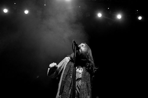 blackcrowes02.JPG (JPEG Image, 500x332 pixels) #film #photography #com #meganmcisaac #music