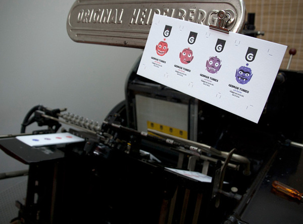 Description #business #card #letterpress #fountain #printing #illustration #split