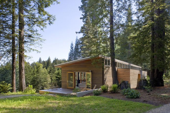 Sebastopol Residence by Turnbull Griffin Haesloop Architects