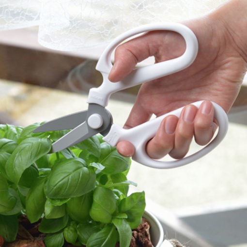 Flower Herb Scissors These Flower and Herb Scissors are florist scissors well-loved by the Japanese. They feature sharp blades and an ergonomic grip – ideal for cutting plants without breaking them.
