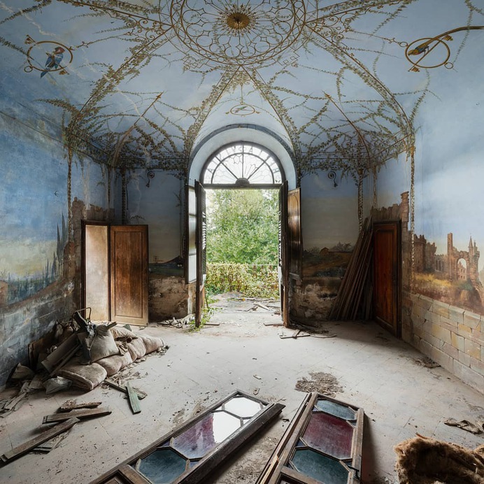 Nicola Bertellotti Captures Unexpected and Abandoned Places Worldwide