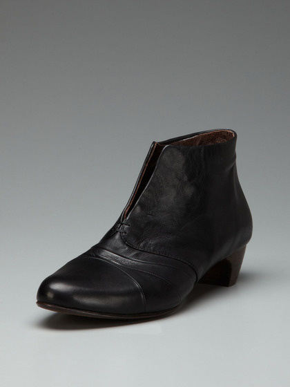 Coclico Seanna Bootie #fashion #bootie #gilt #shoe