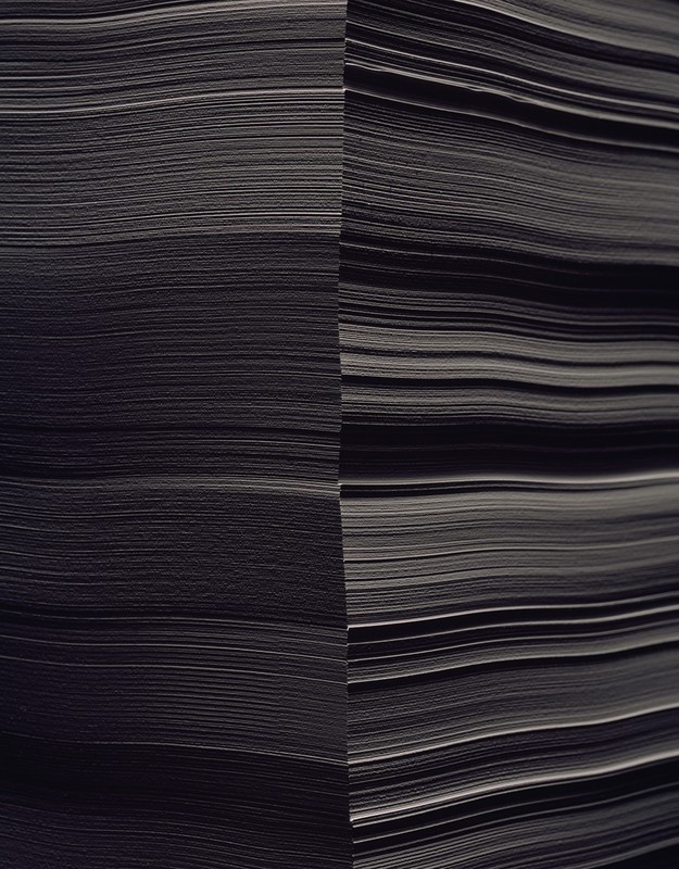Kenji Aoaki - grey